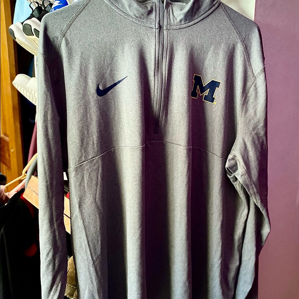 Men's Nike Heathered Gray Michigan Wolverines Core Half-Zip Pullover Jacket